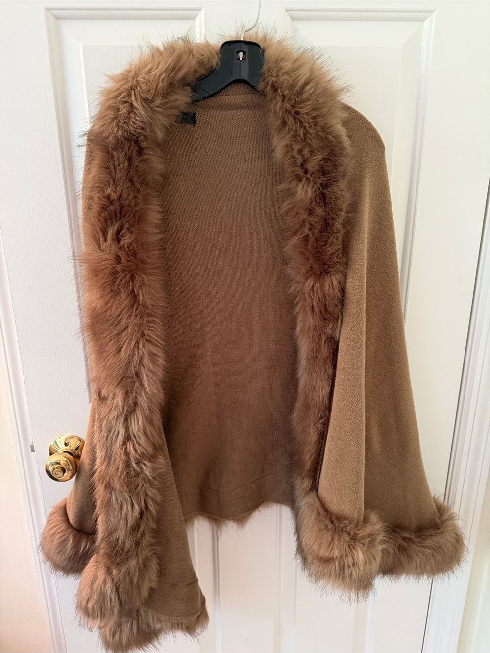 Plush Trim Brown Women's Sweater Cape